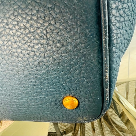 Prada Vitello Daino Tote/Handbag Colbalto Blue - Picture 10 of 13